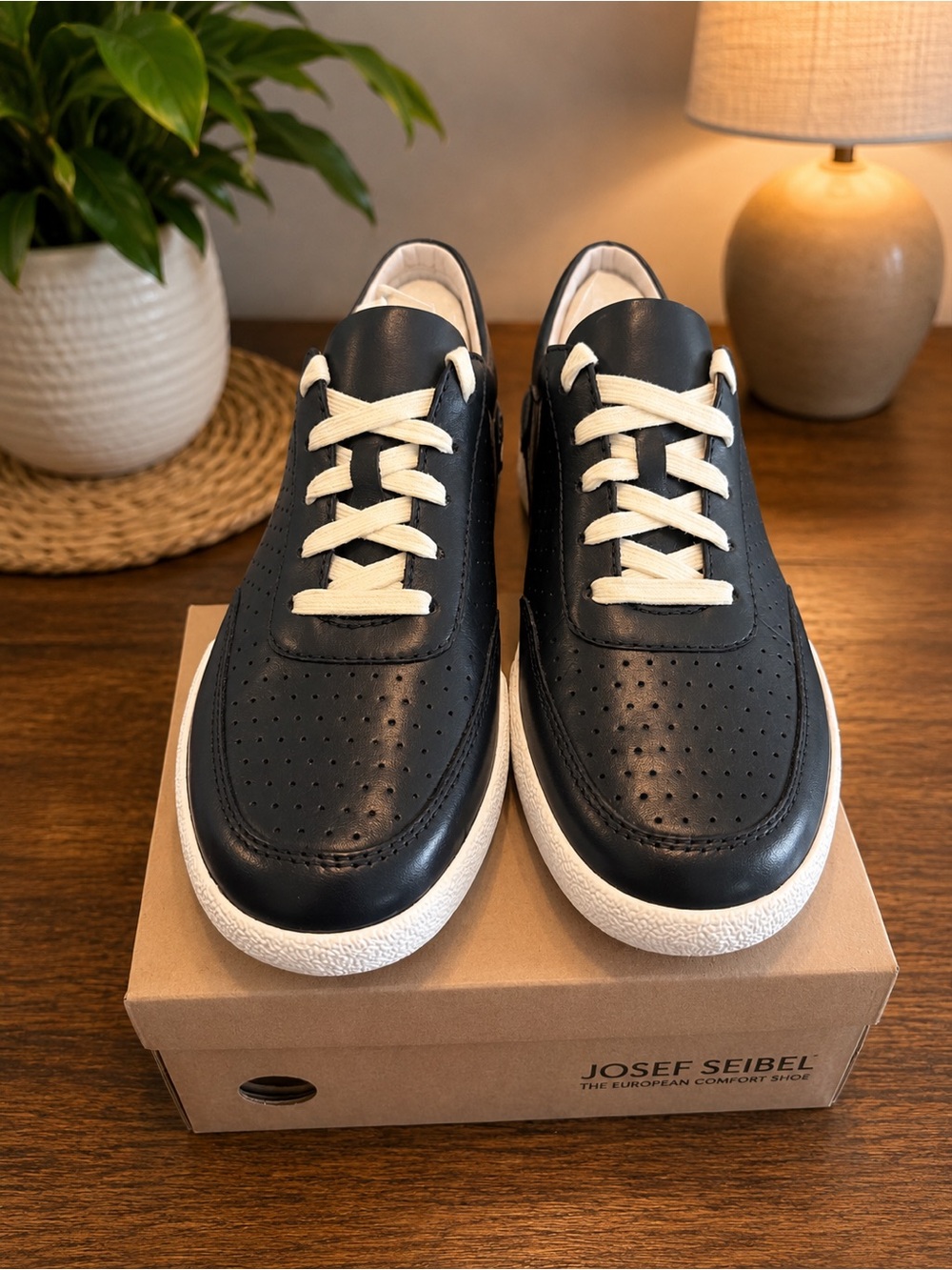 Josef Seibel Claire 29 Sneakers • Mattrosa Dark Blue • EU 37 / US Women’s 6.5–7